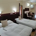 Kapistec 3*