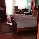 Kapistec Hotel 3*