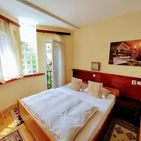 Kapistec 3* Skopje