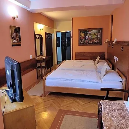 Kapistec 3* Skopje